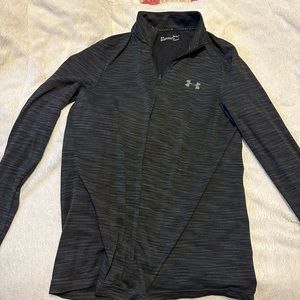 Under Armour pullover